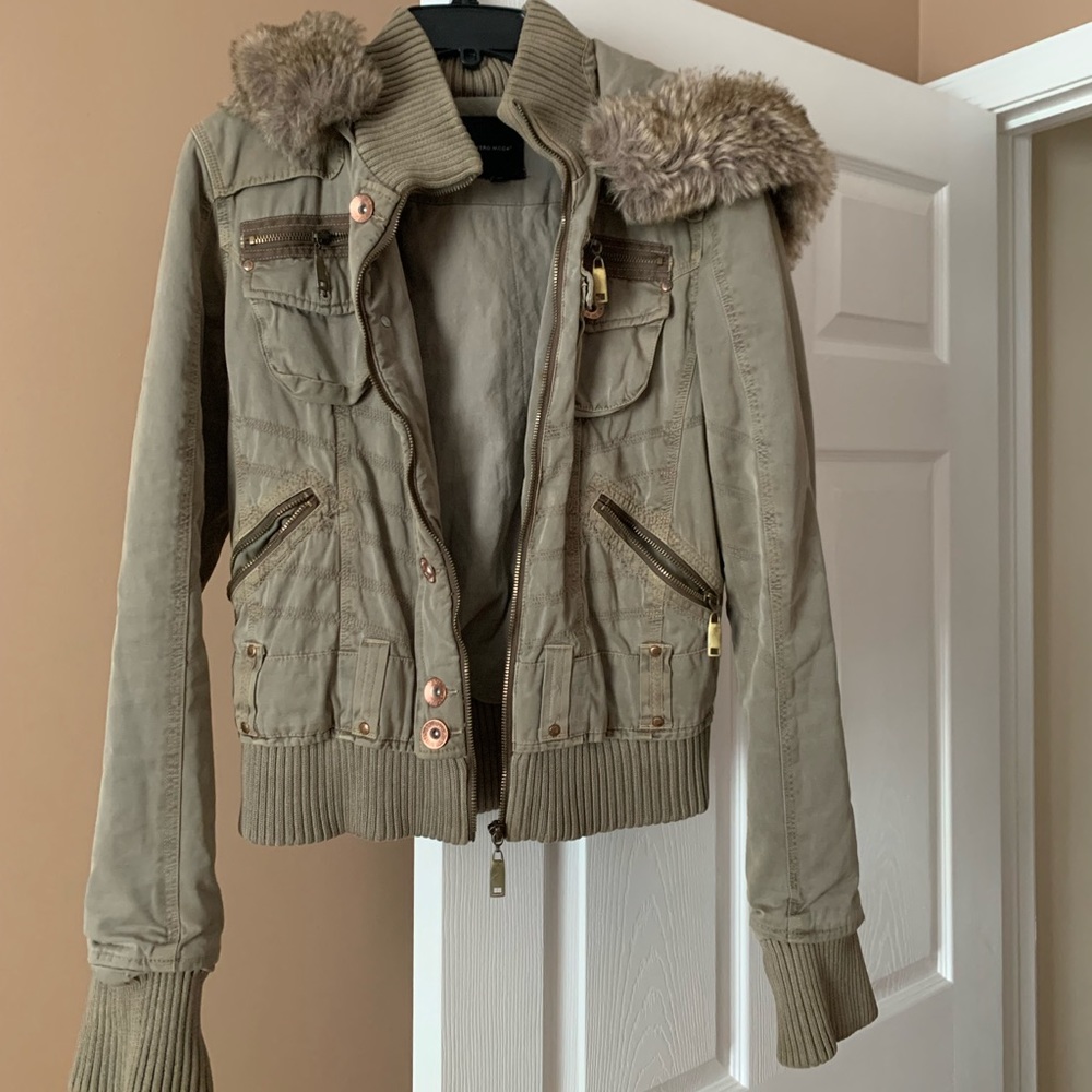 ONLY short installted jacket Size M